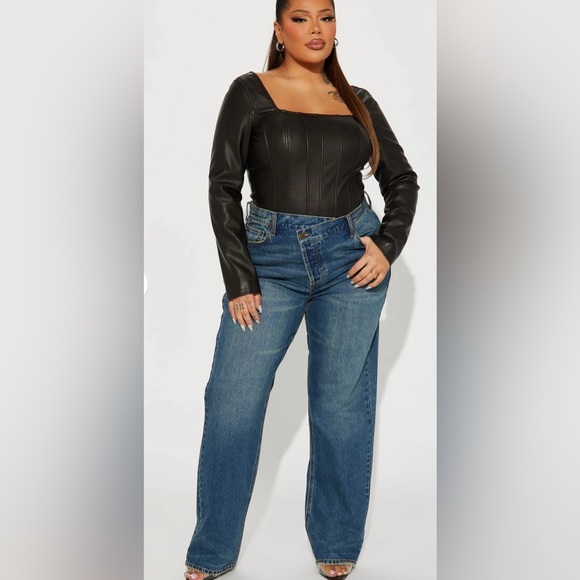 FashionNova - Crossover Straight Leg Jeans - Light Blue Wash 16 NWT - Picture 1 of 8